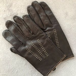 Genuine leather brown gloves